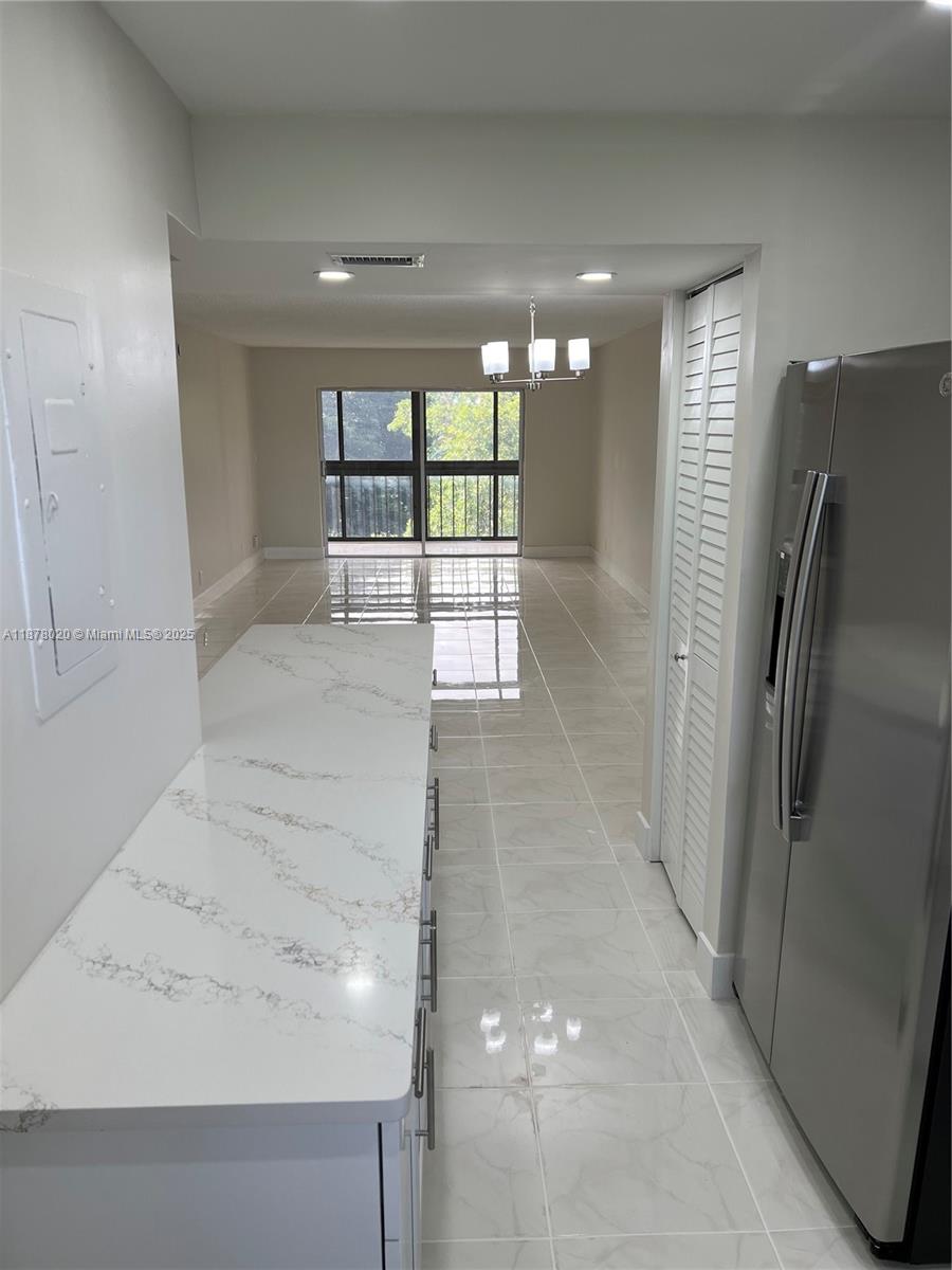 HI-GREENS OF INVERRARY - Residential