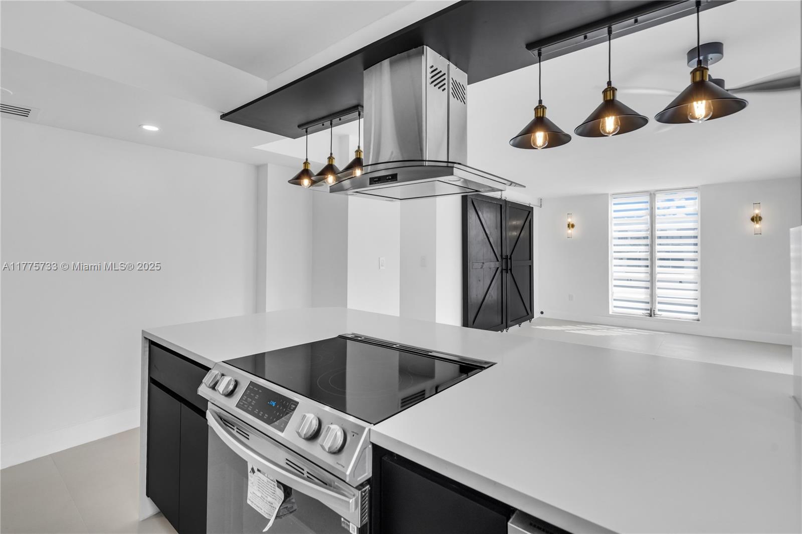 Rental Property at 8305 Crespi Blvd 3C, Miami Beach, Miami-Dade County, Florida - Bedrooms: 3 
Bathrooms: 2  - $3,450 MO.