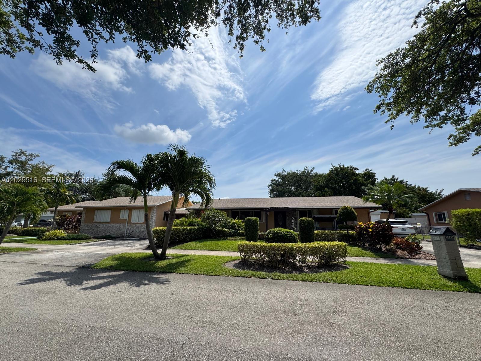 HOLLYWOOD BEACH GARDENS - Residential Income