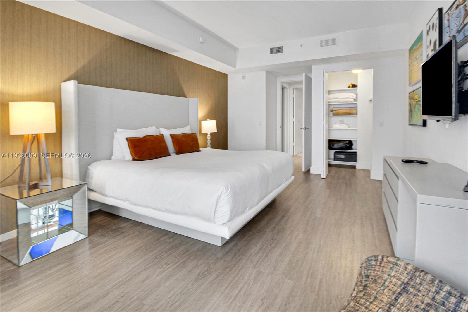 4111 SOUTH OCEAN DRIVE CO - Residential