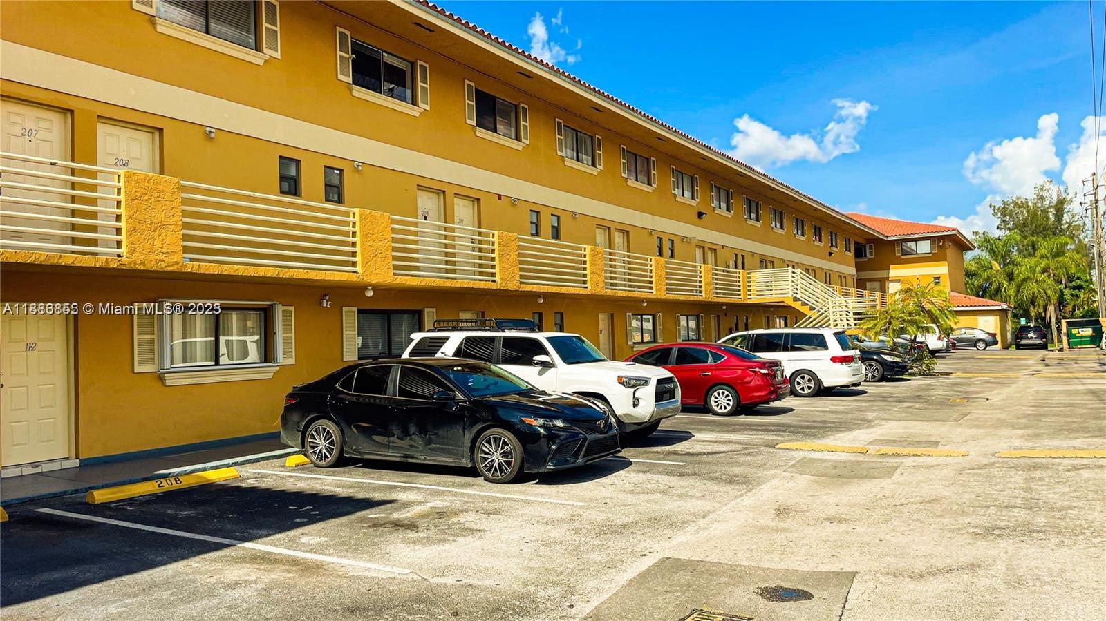 ROYAL PALM 47 CONDO - Residential