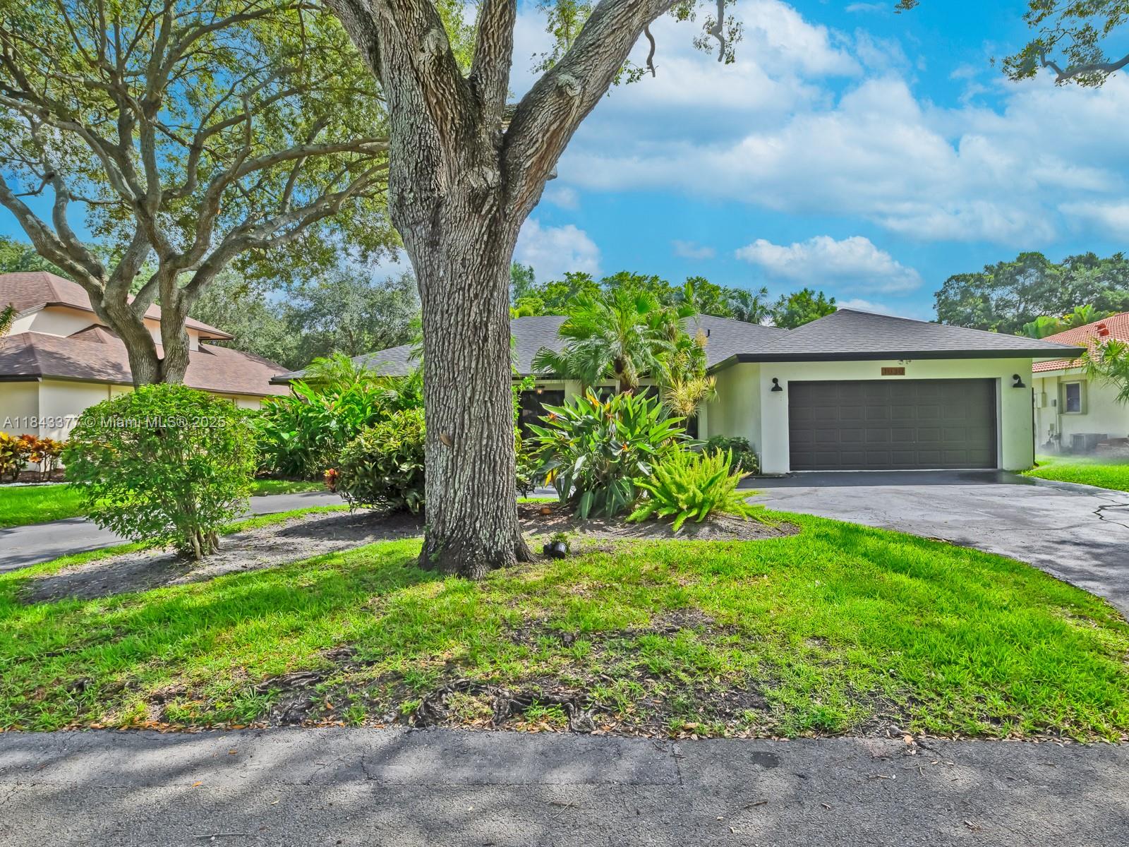 1030 SW 91st Ave