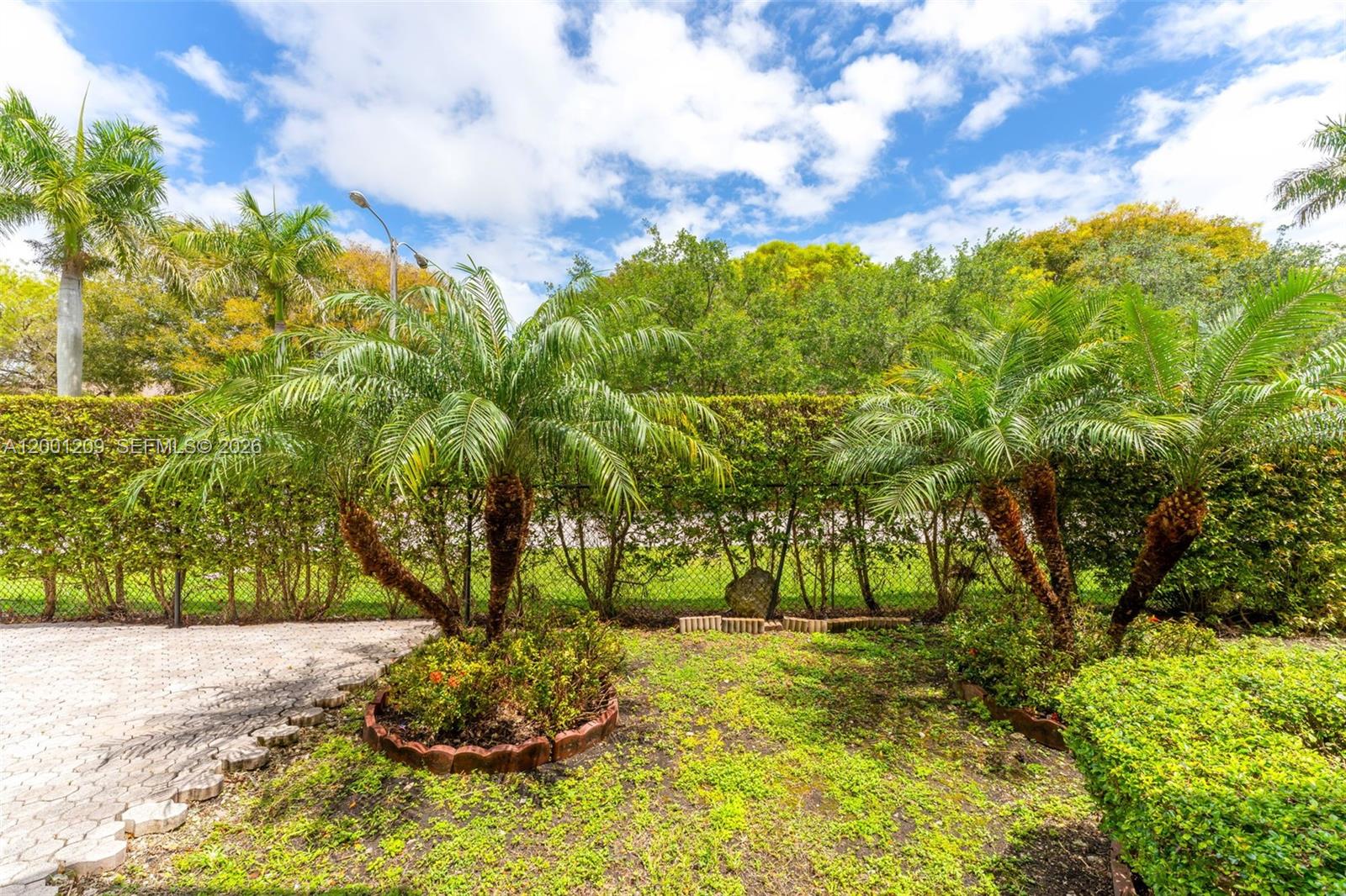 VENETIA GARDENS CONDO - Residential