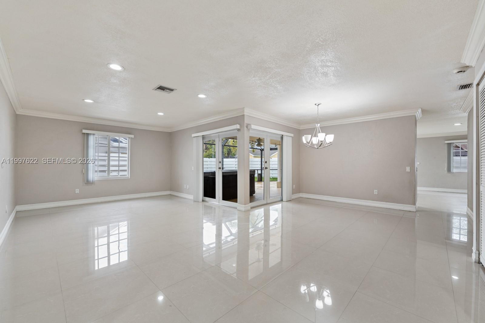 COUNTRY WALK SEC 4 - Residential Lease