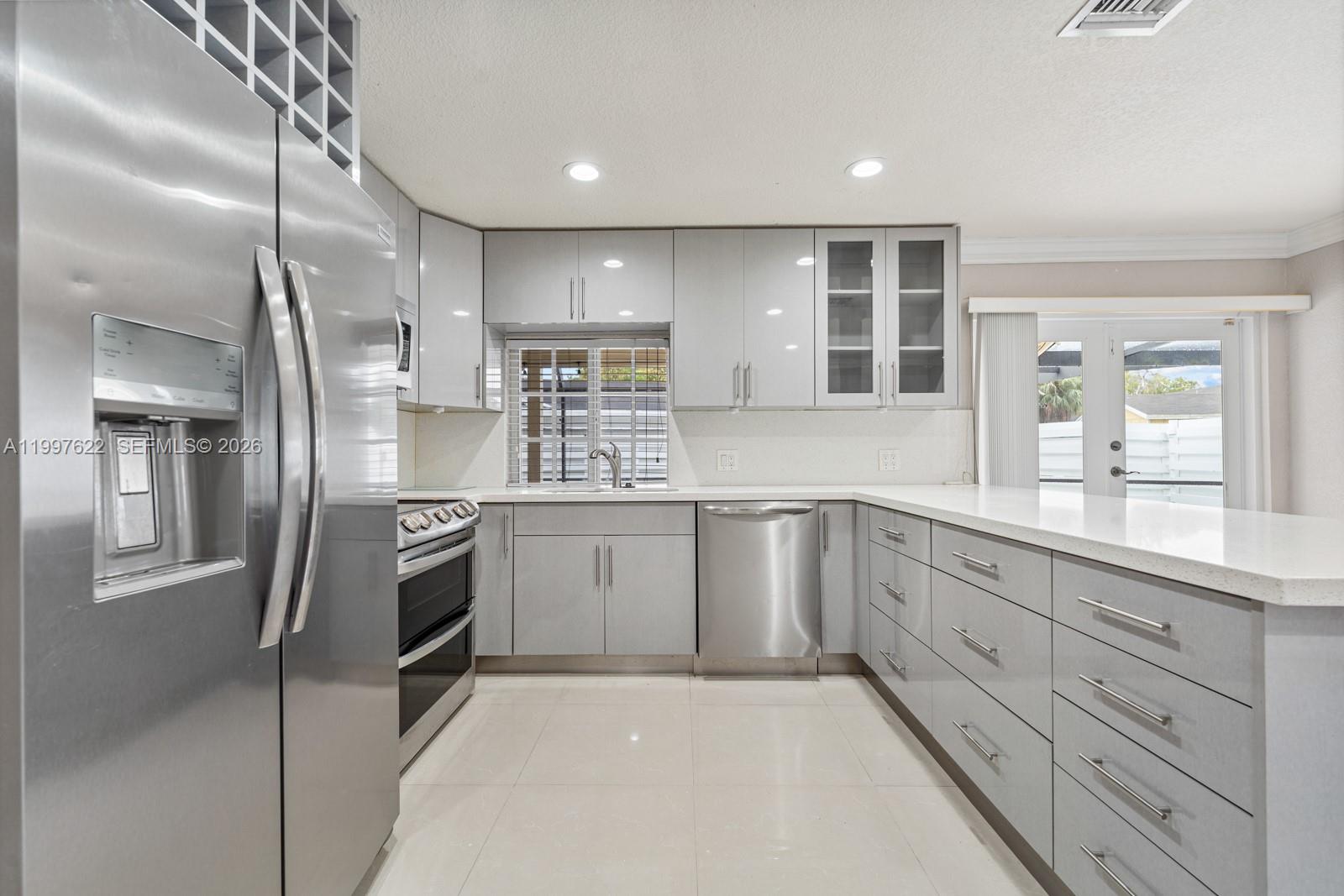 COUNTRY WALK SEC 4 - Residential Lease