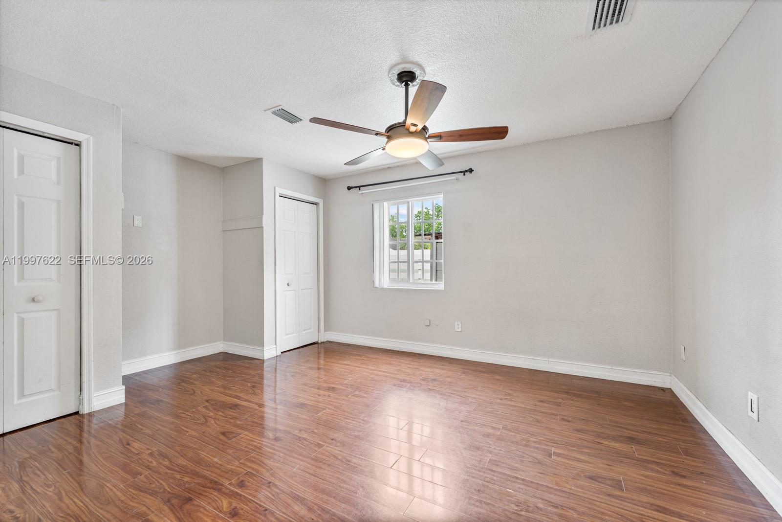 COUNTRY WALK SEC 4 - Residential Lease