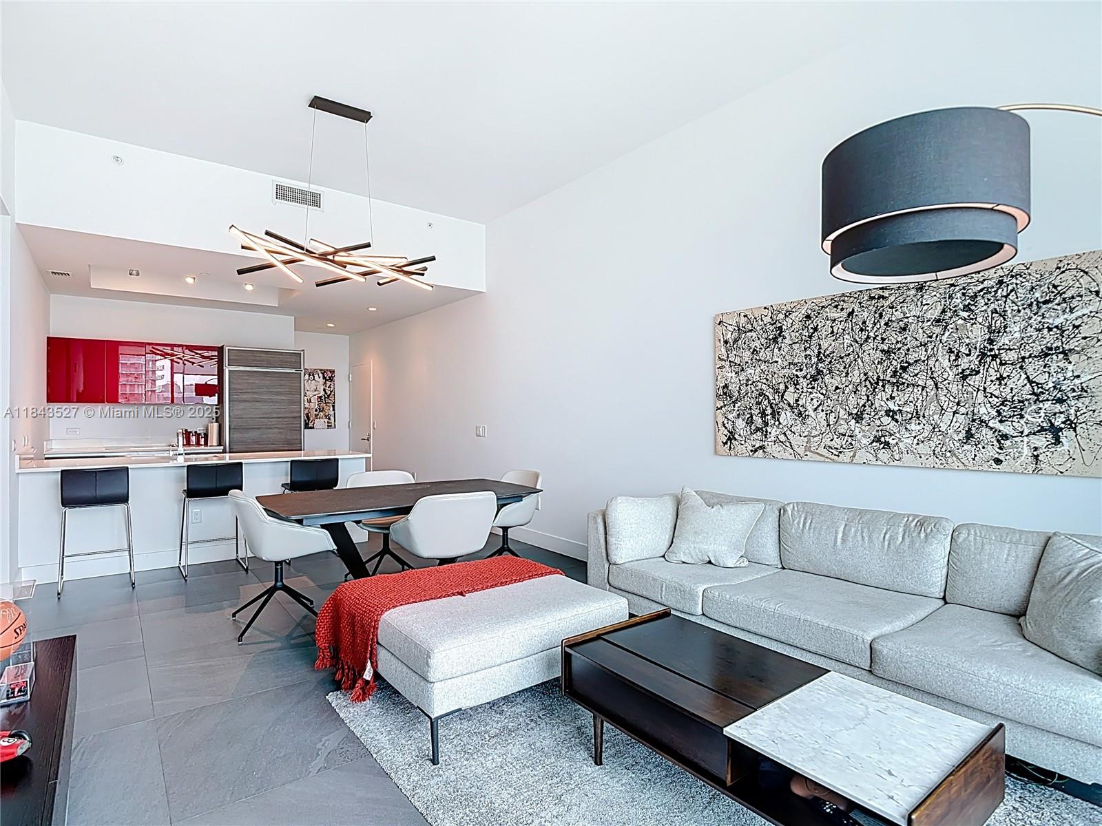 YOU MUST SEE! PENTHOUSE UNIT. ONLY PENTHOUSE AVAILABLE FOR SALE. BEST UNIT IN THE BEST LINE, INCREDIBLE WRAPAROUND TERRACE. PARKING SPACES ASSIGNED ON THE SECOND FLOOR. 2 BED, 2 BATHS CORNER UNIT READY TO MOVE IN. PRIME APPLIANCES. VERY NICE LARGE FORMAT CERAMIC TILE. BUILDING HAS 5 STARS AMENITIES, ROOF TOP POOL AT 43RD FLOOR, MOVIE THEATRE, FITNESS CENTER, LOUNGE ROOM, KIDS ROOM, SAUNA. CENTRAL IN BRICKELL LOCATION. TENANT WITH LEASE EXPIRING IN OCT 2025.