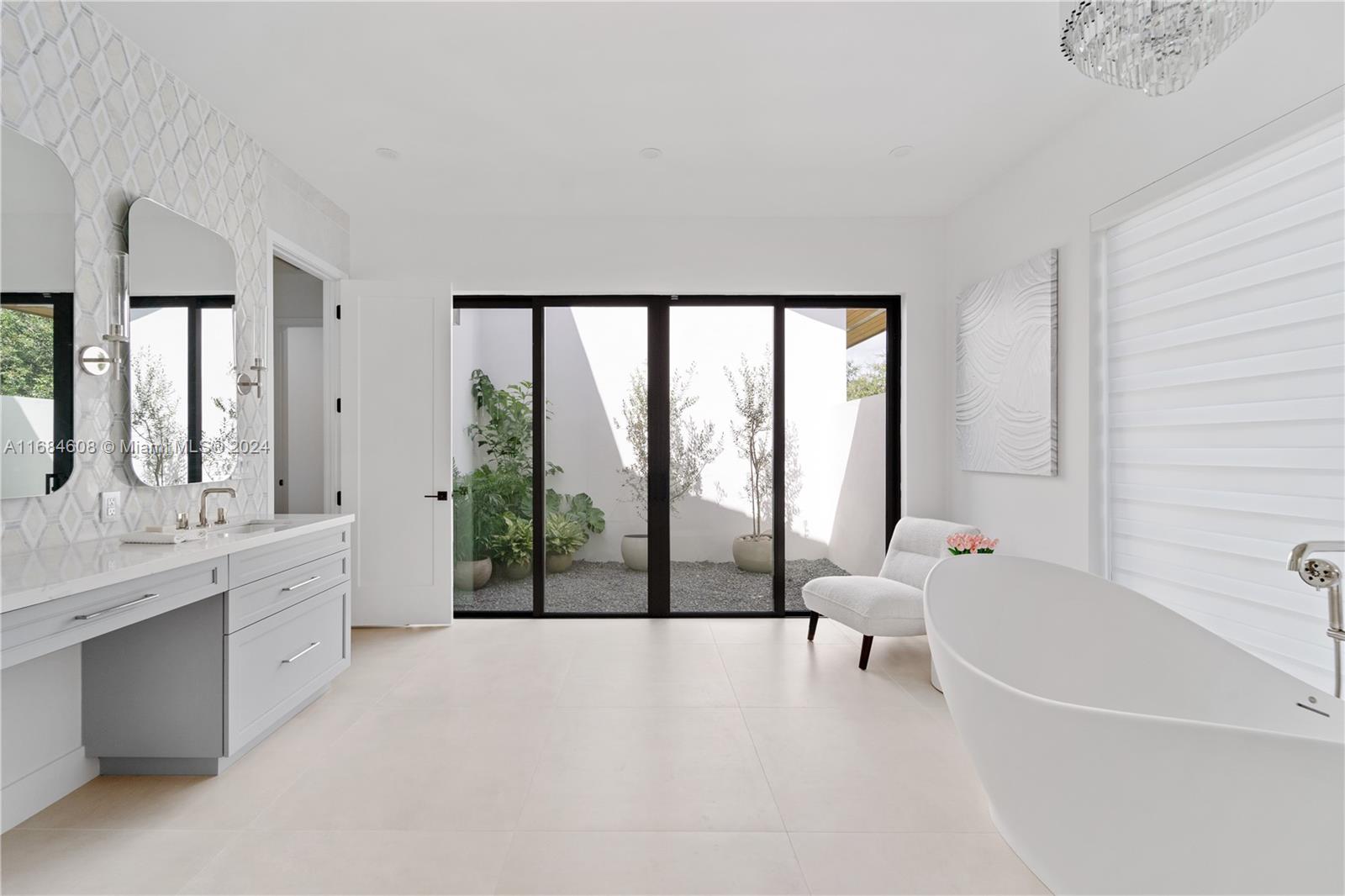 MARIEL GROVE ESTS - Residential