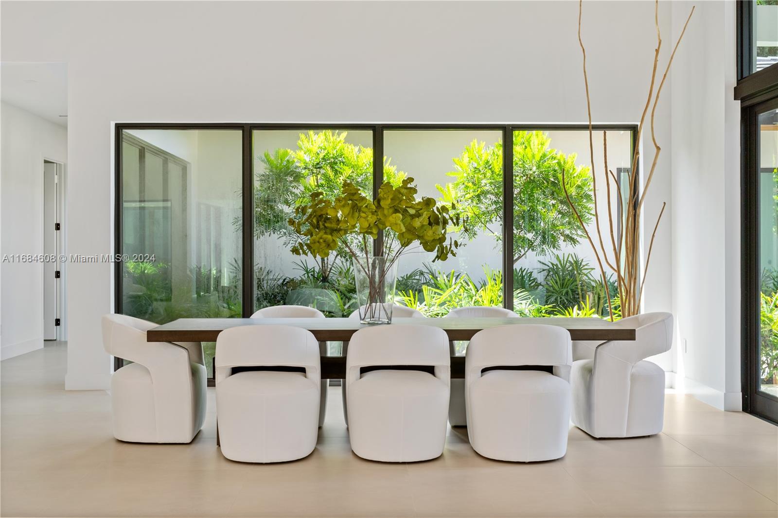 MARIEL GROVE ESTS - Residential