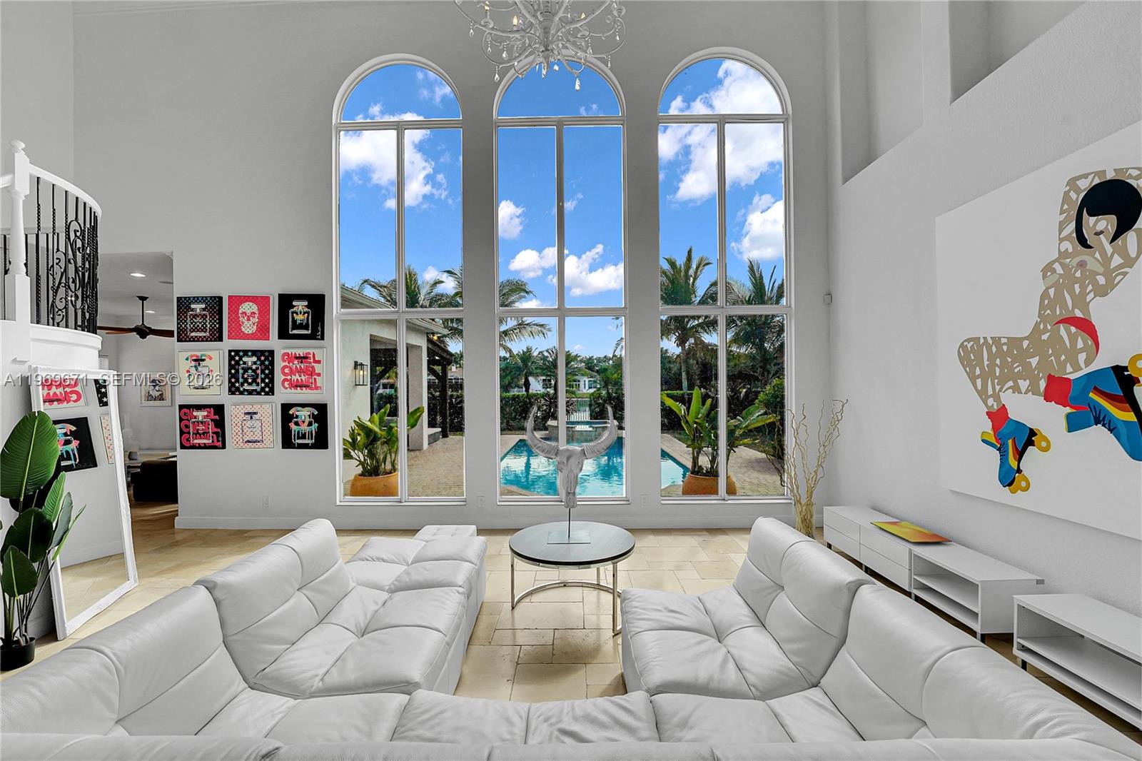 EQUESTRIAN CLUB - Residential