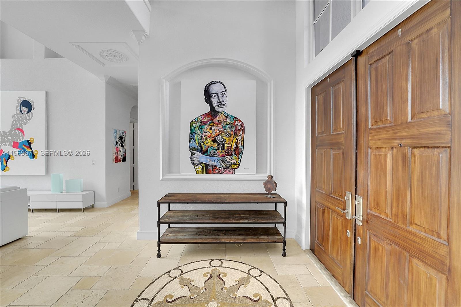 EQUESTRIAN CLUB - Residential