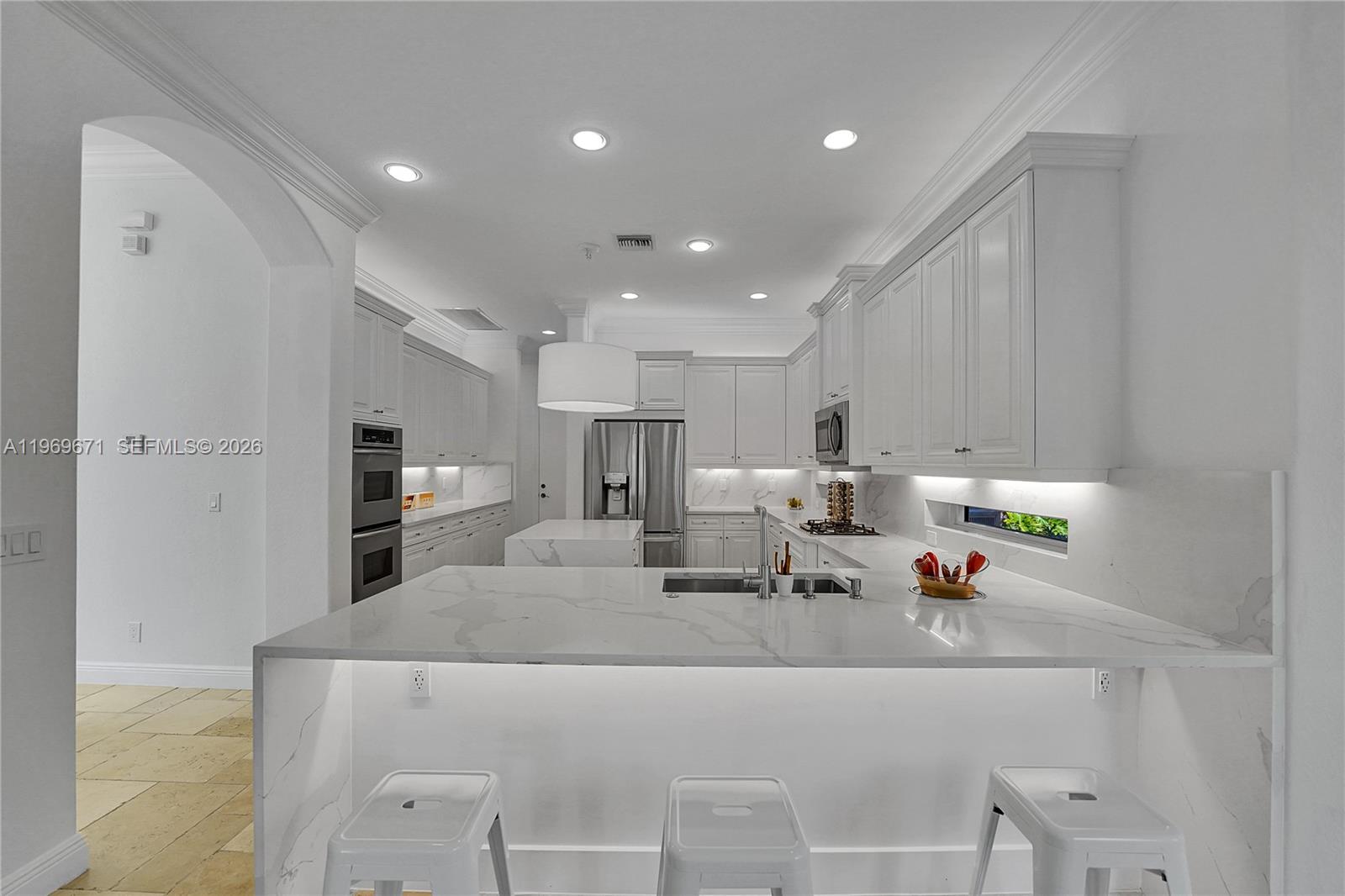 EQUESTRIAN CLUB - Residential