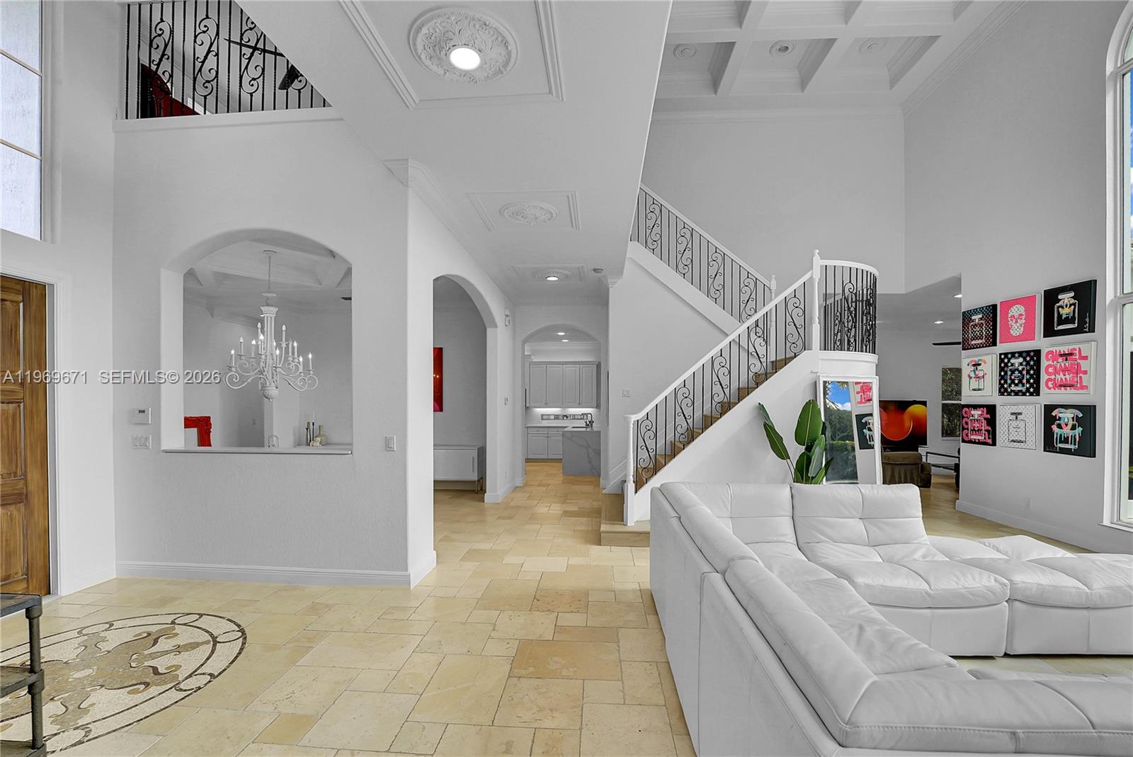 EQUESTRIAN CLUB - Residential