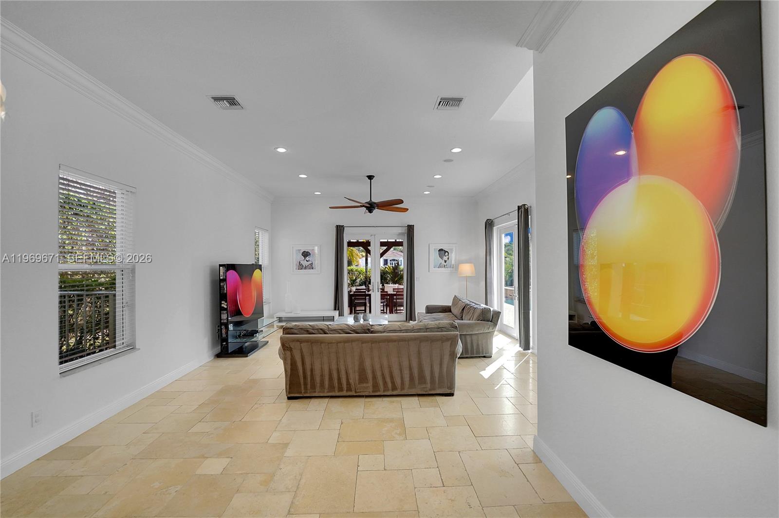 EQUESTRIAN CLUB - Residential