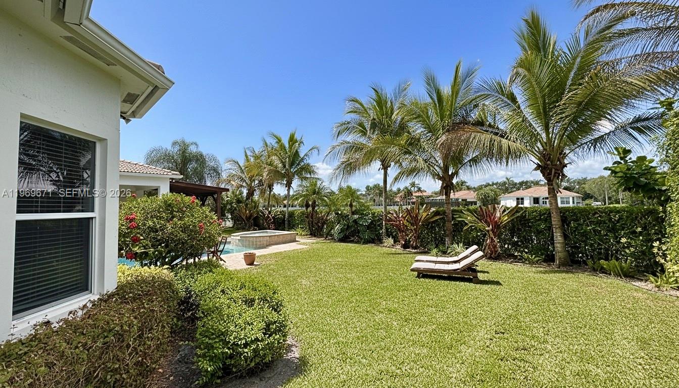 EQUESTRIAN CLUB - Residential