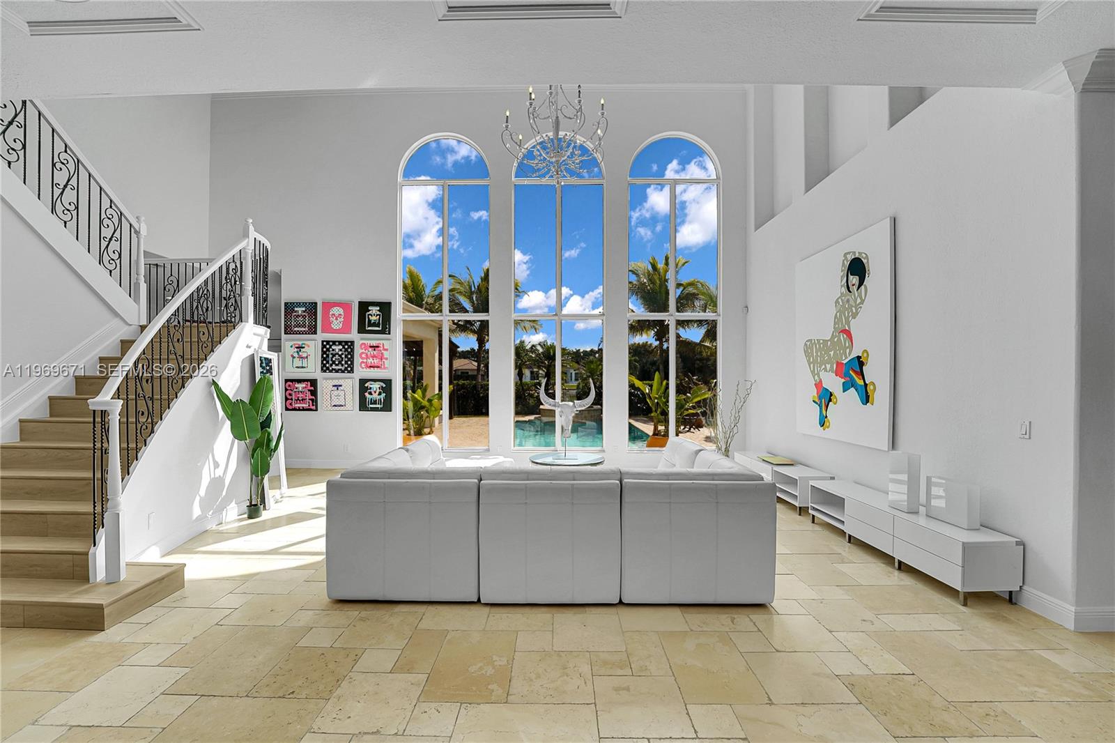 EQUESTRIAN CLUB - Residential