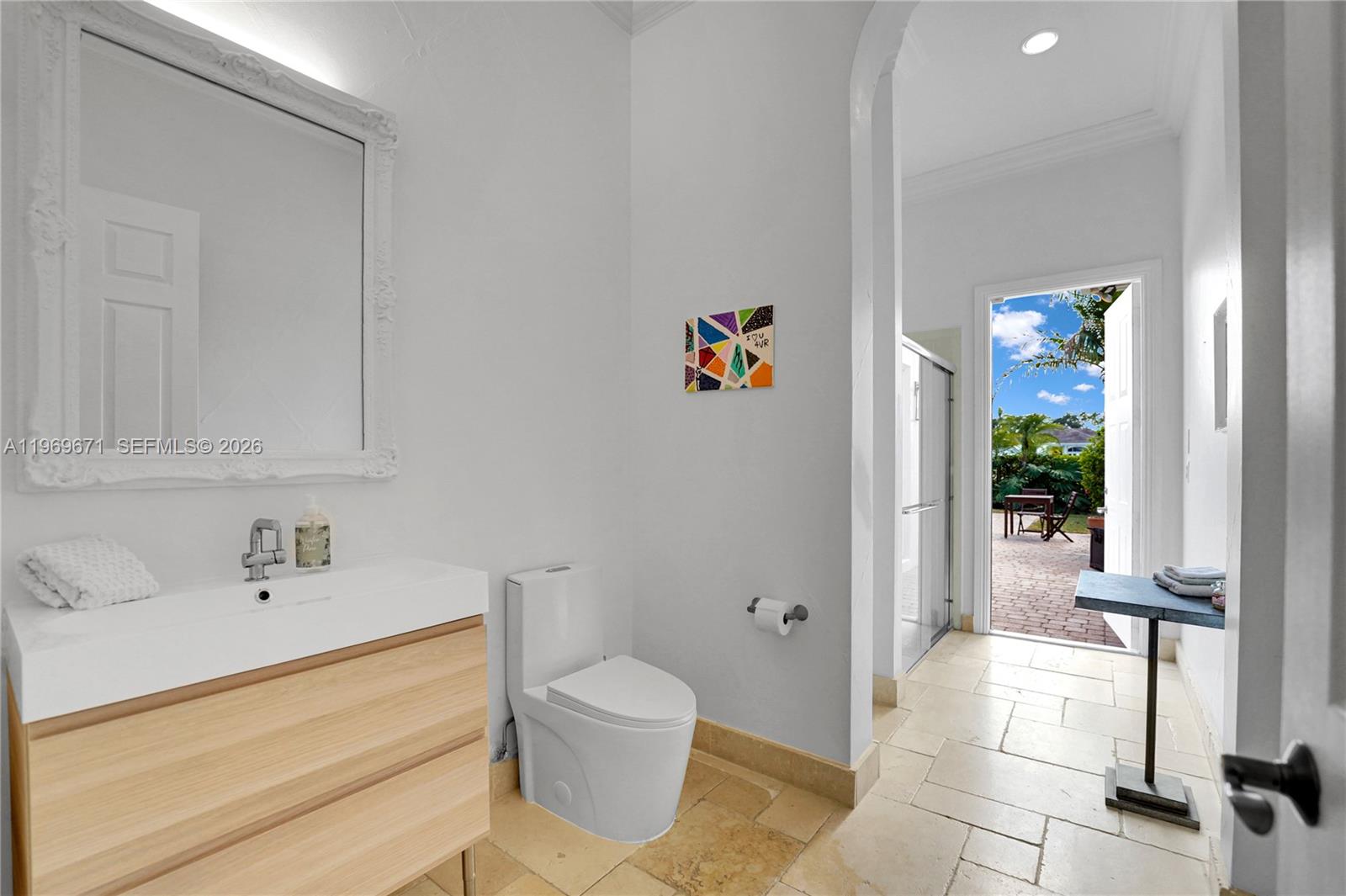 EQUESTRIAN CLUB - Residential