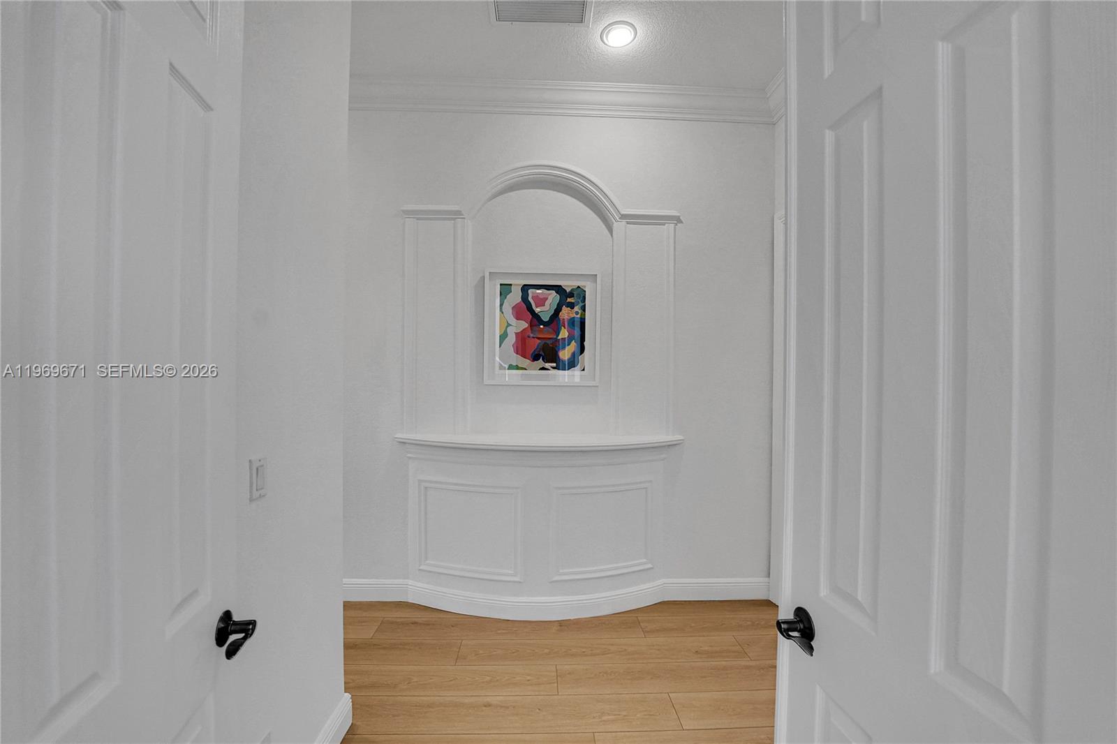 EQUESTRIAN CLUB - Residential