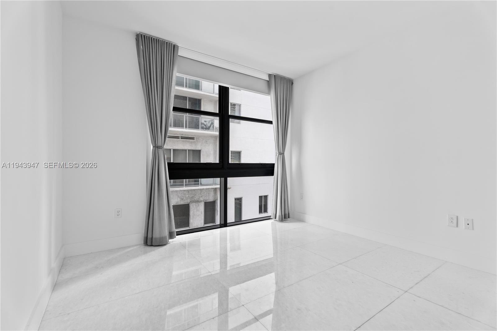 1010 BRICKELL CONDO - Residential