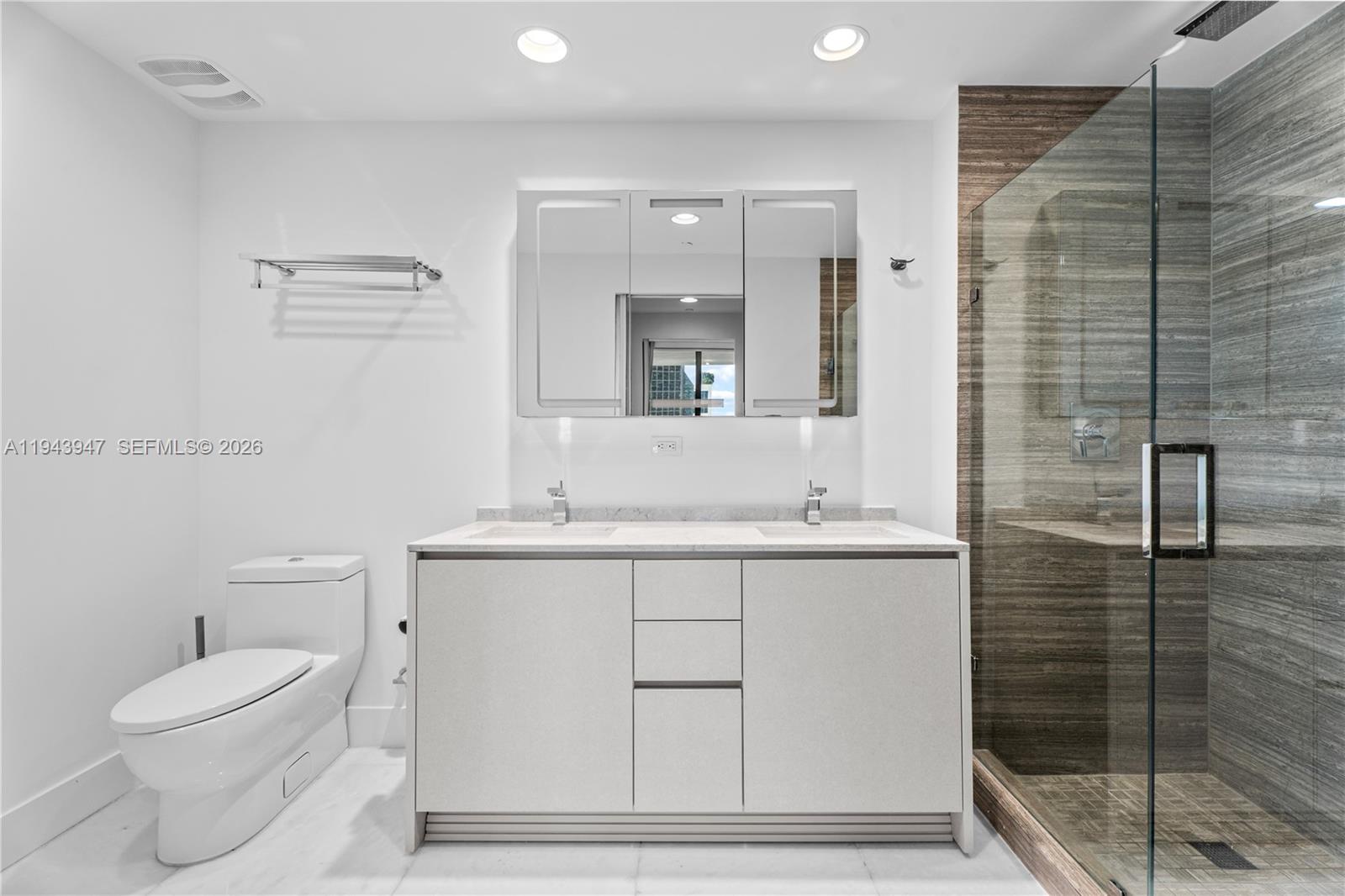 1010 BRICKELL CONDO - Residential