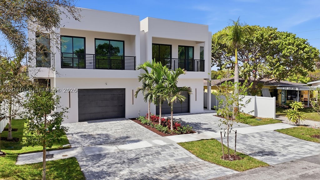 1135 NE 11th Ave