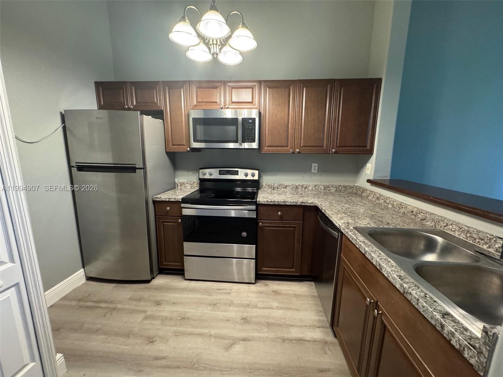 2731 SE 17th Ave 207