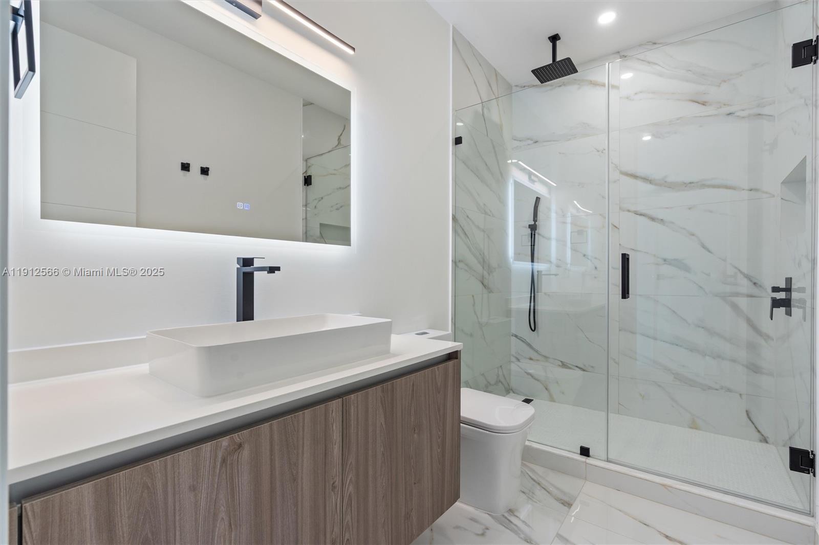 LIVERMORE ESTATES - Residential