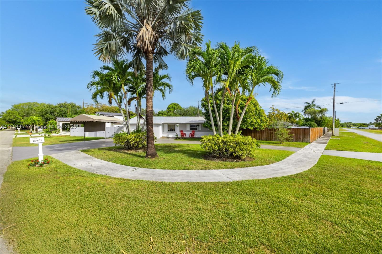 20201 Sw 318th St, Homestead, Miami-Dade County, Florida - 3 Bedrooms  
2 Bathrooms - 