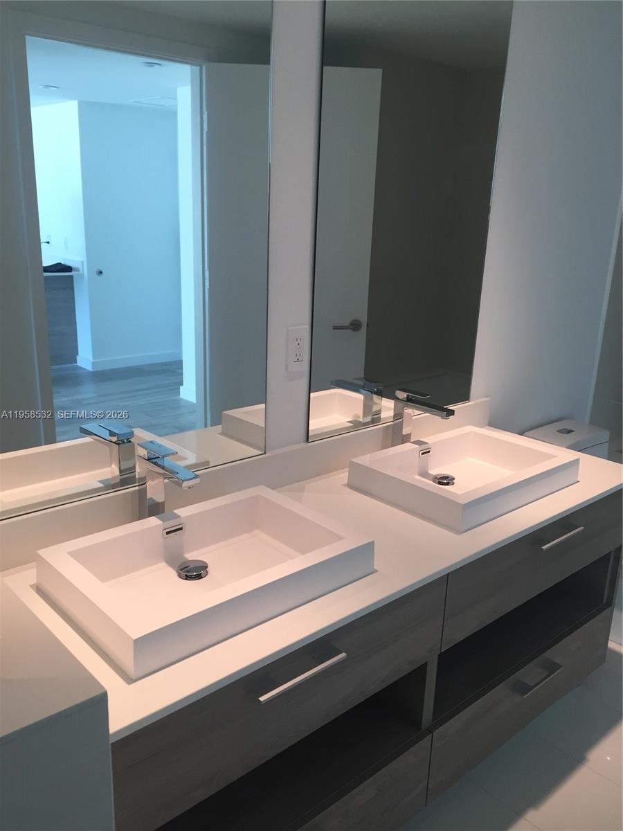 SLS Brickell - Residential Lease