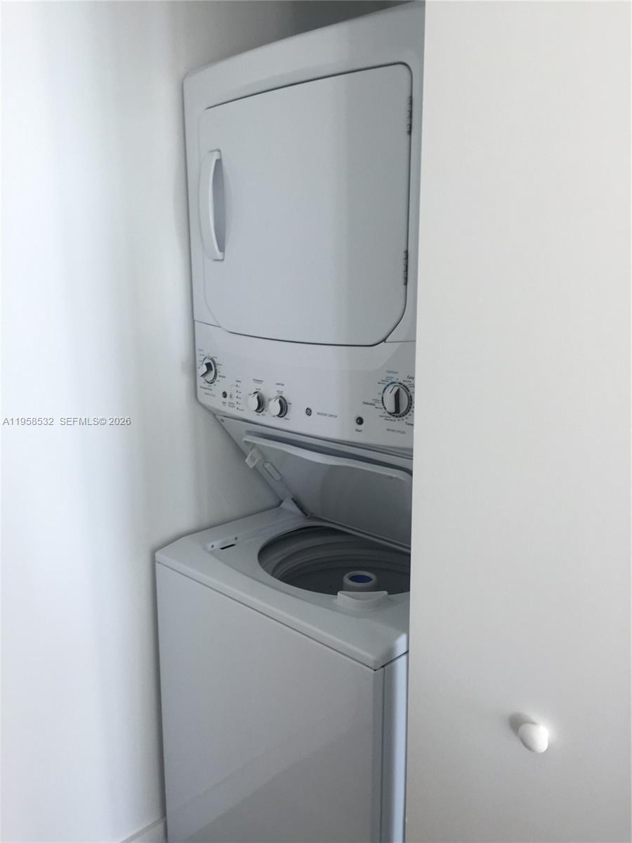 SLS Brickell - Residential Lease