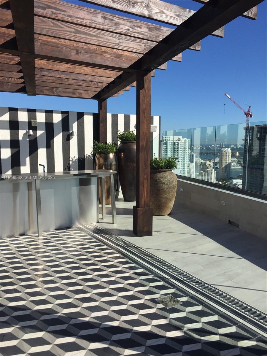 SLS Brickell - Residential Lease
