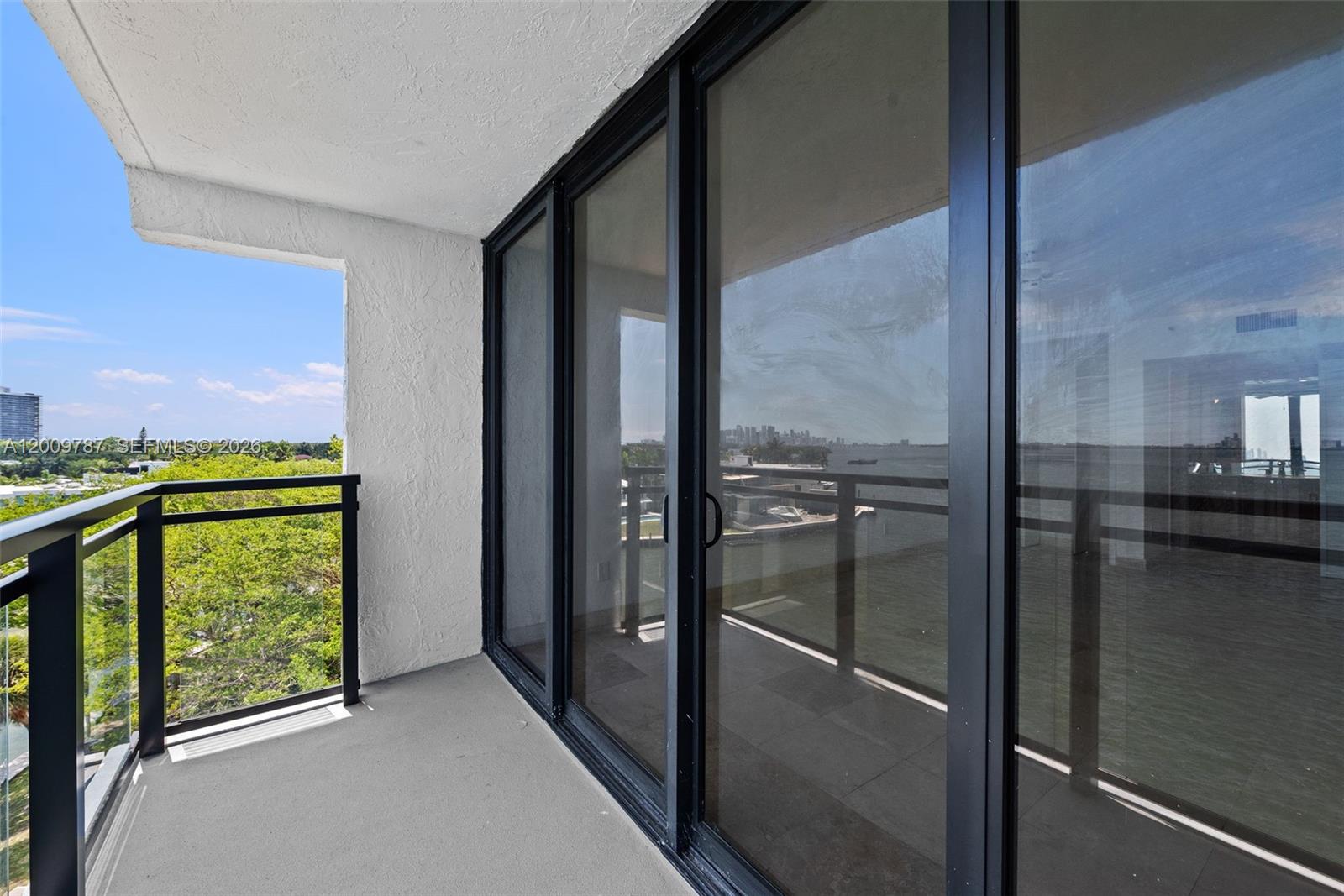 CORAL BAY RACQUET CLUB CO - Residential