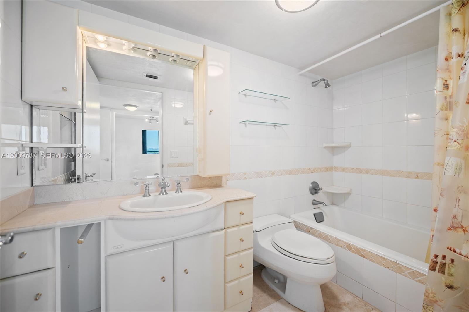 CORAL BAY RACQUET CLUB CO - Residential