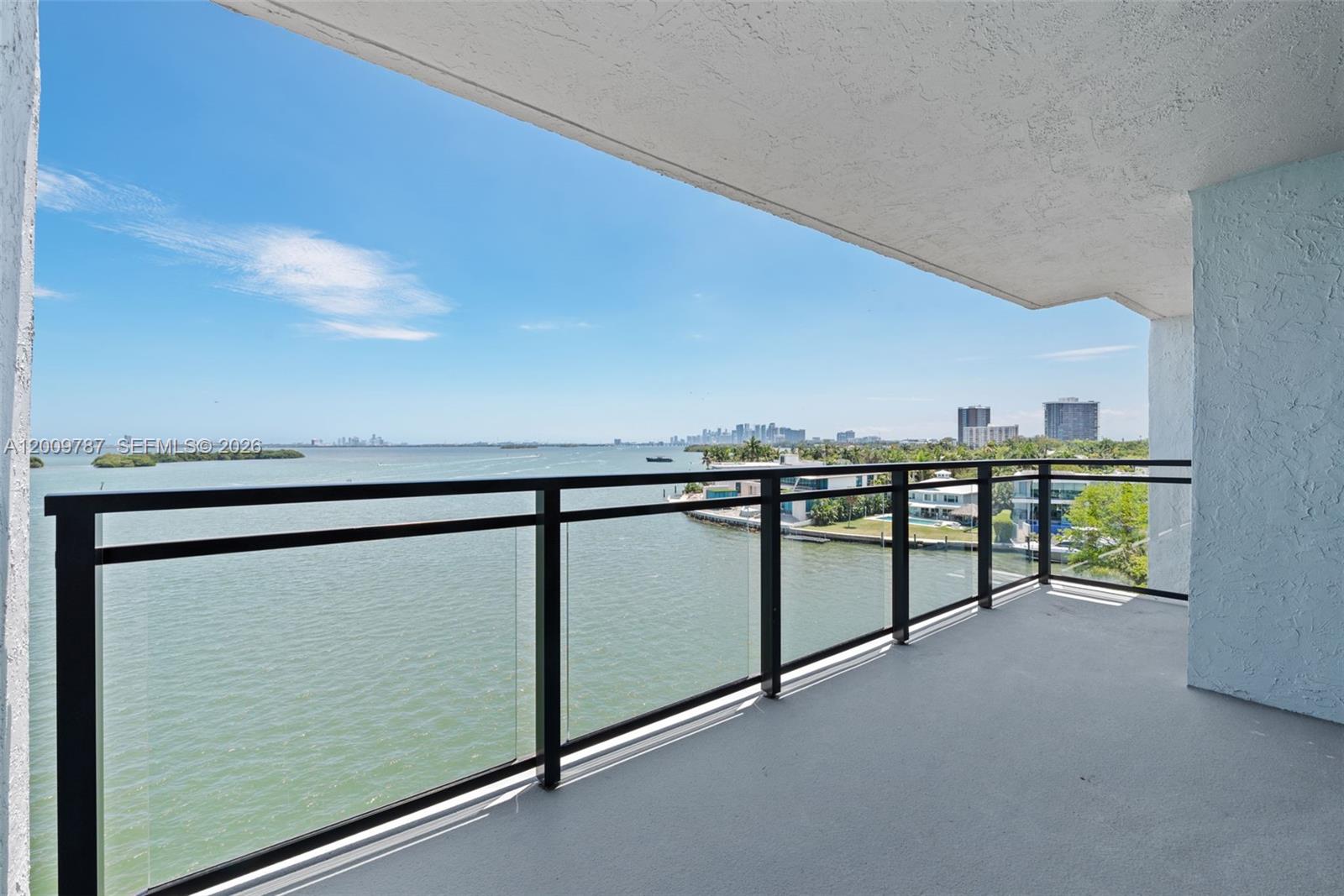 CORAL BAY RACQUET CLUB CO - Residential