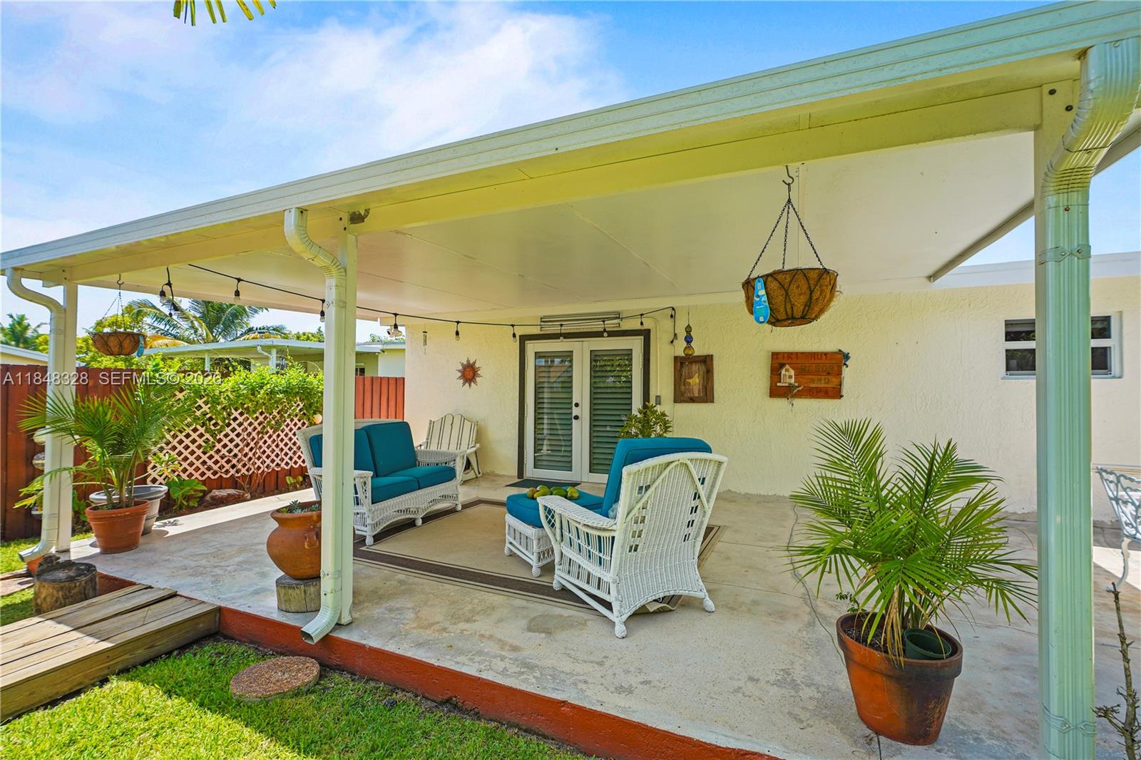 CORAL VILLAS REV - Residential