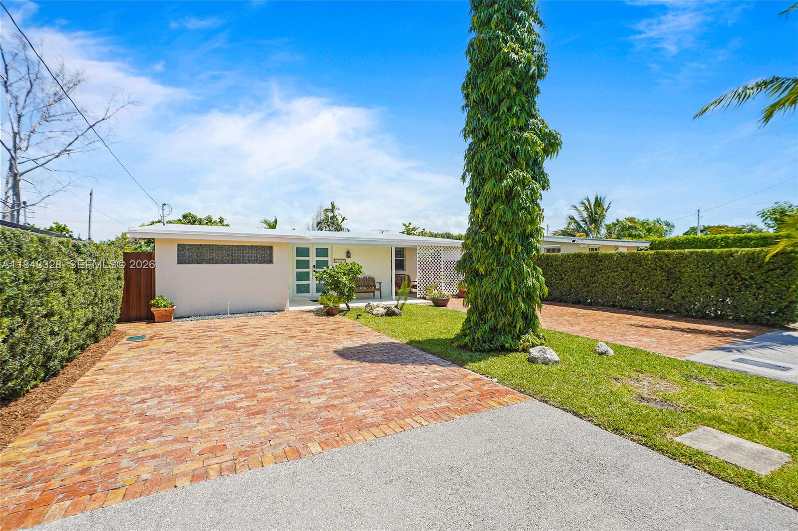 CORAL VILLAS REV - Residential