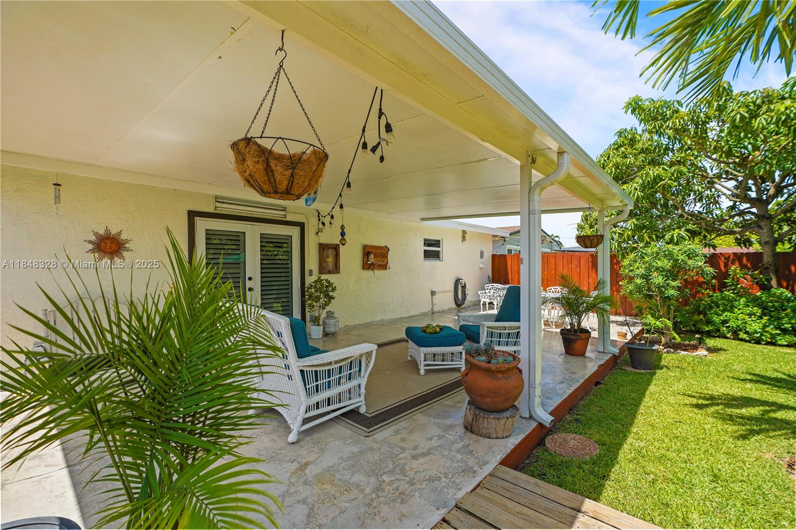 CORAL VILLAS REV - Residential
