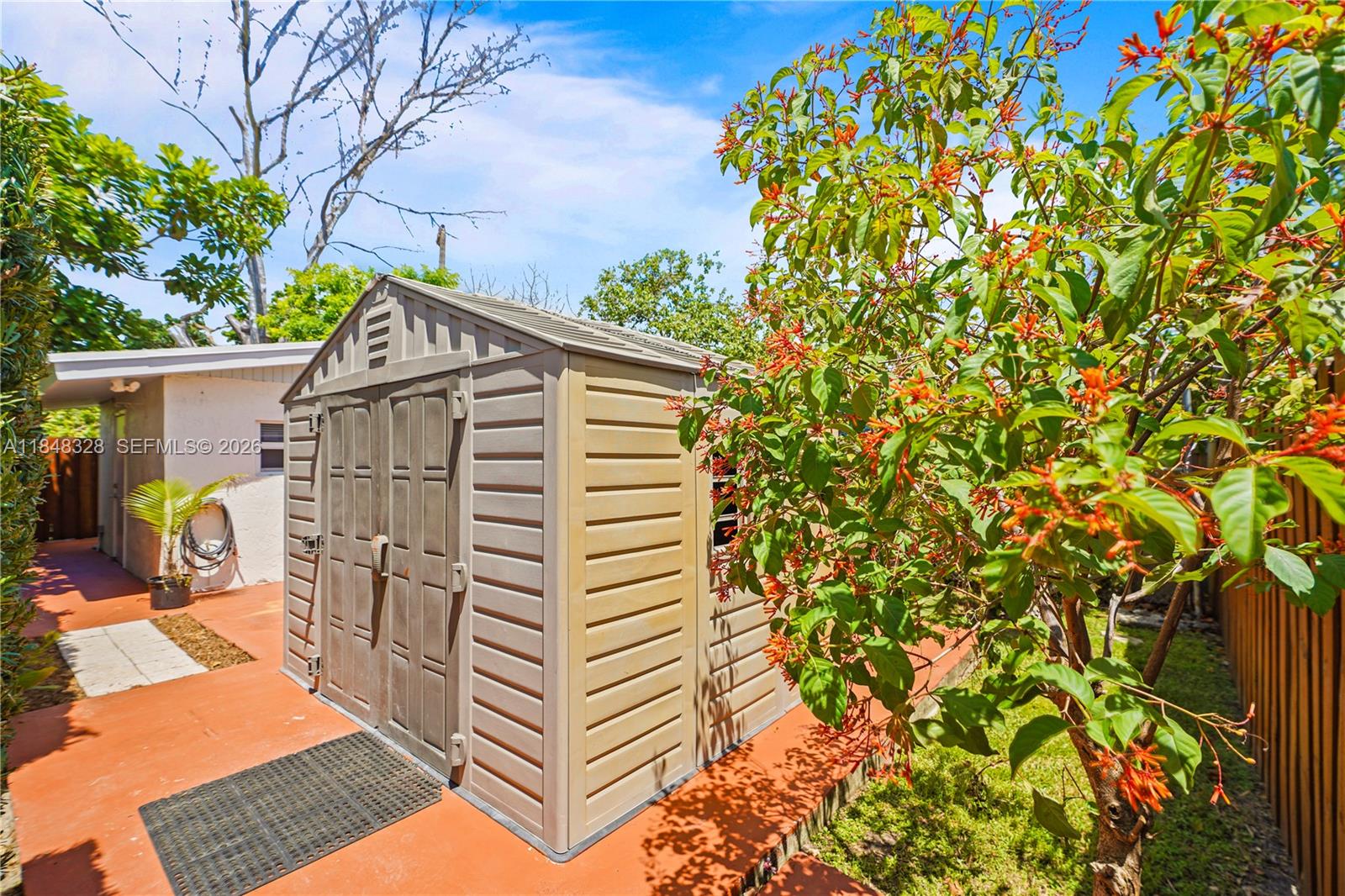 CORAL VILLAS REV - Residential