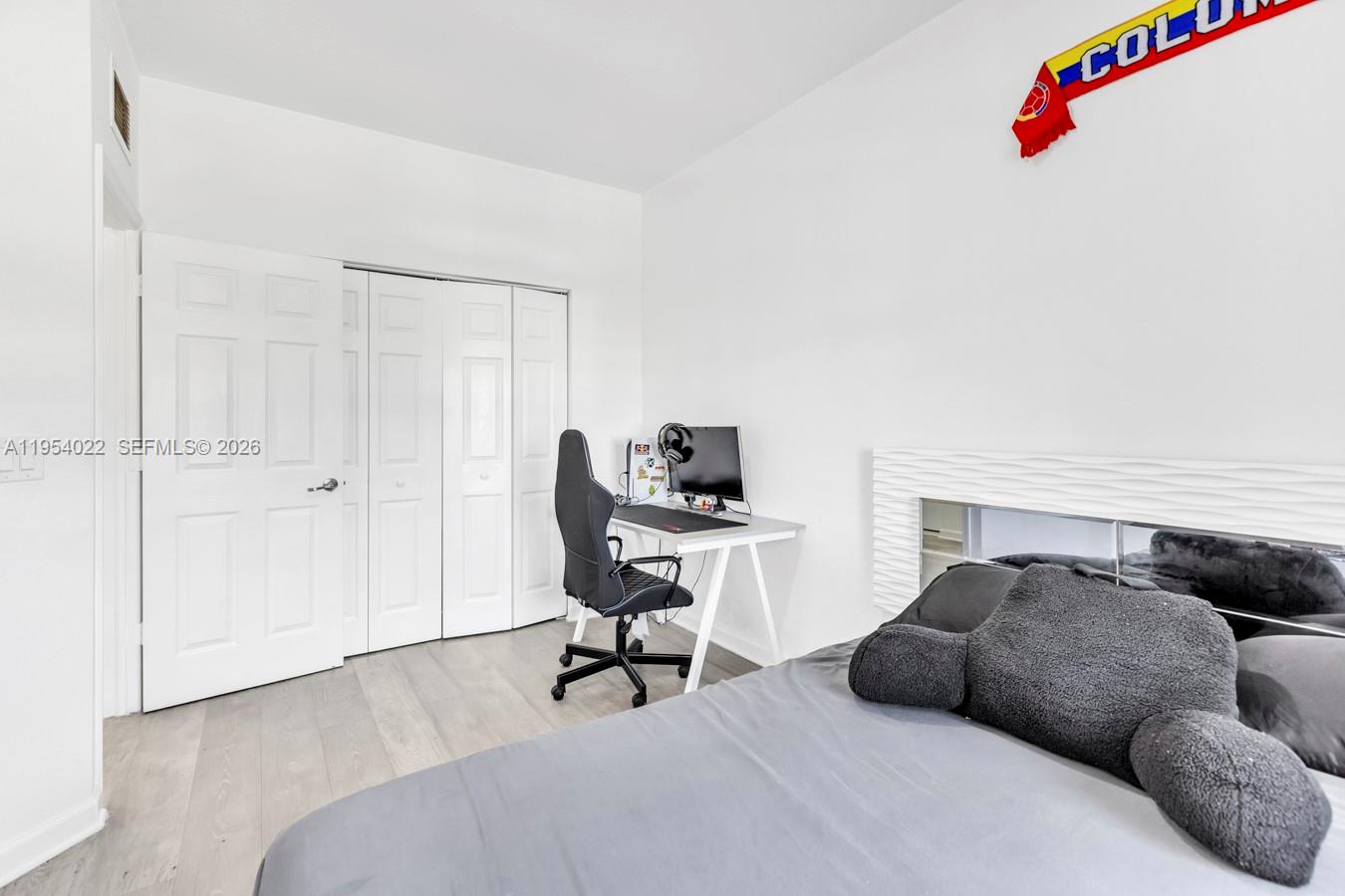 DORAL BREEZE - Residential