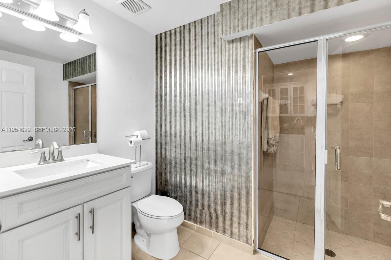 DORAL BREEZE - Residential