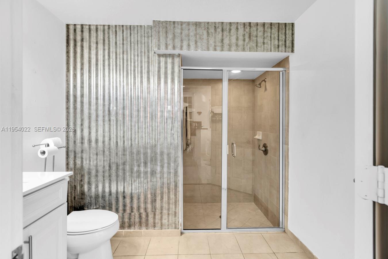 DORAL BREEZE - Residential