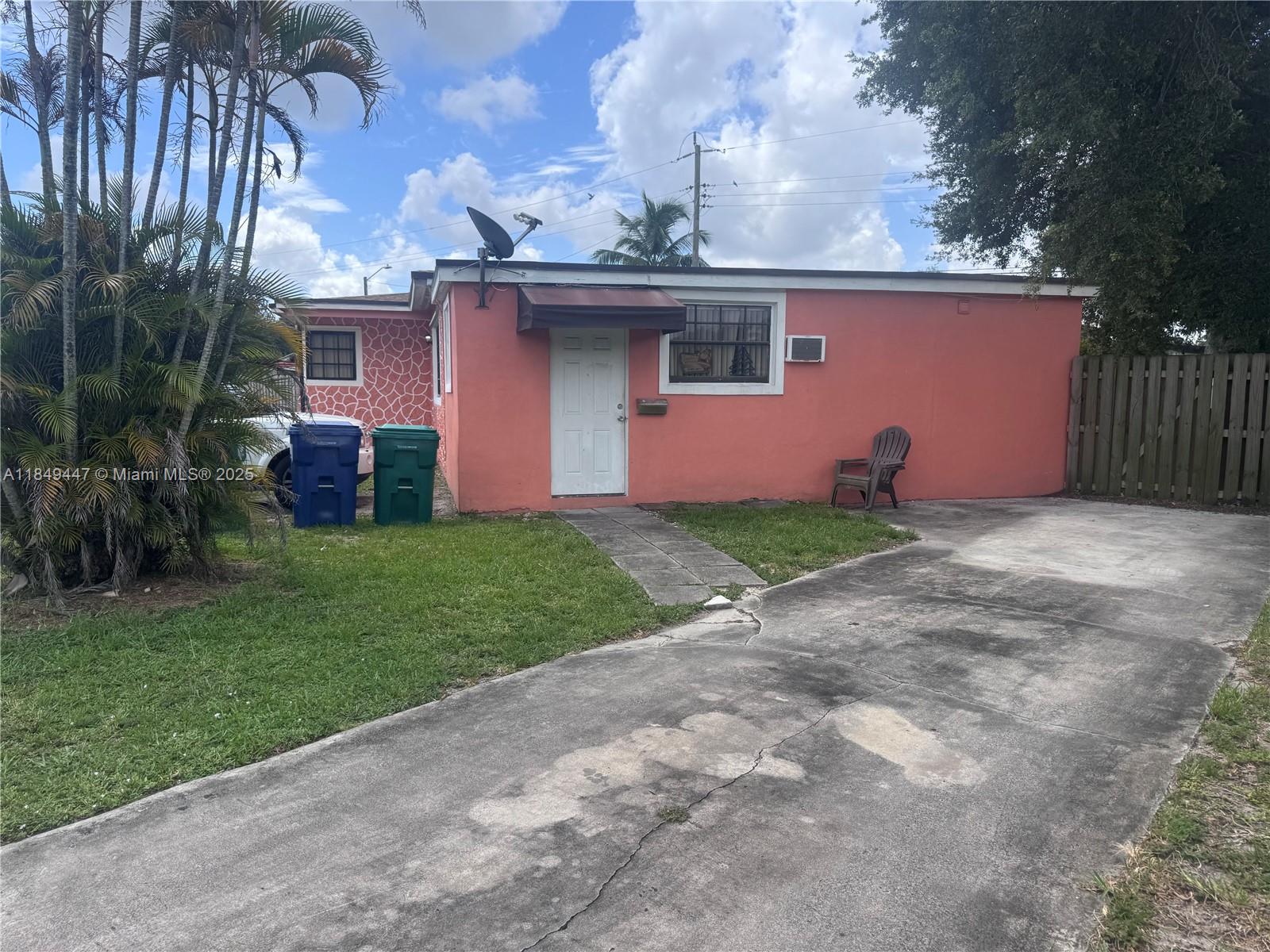 1750 NW 185th St, Miami Gardens, FL, 33056/$550,000 2 1750 NW 185th St