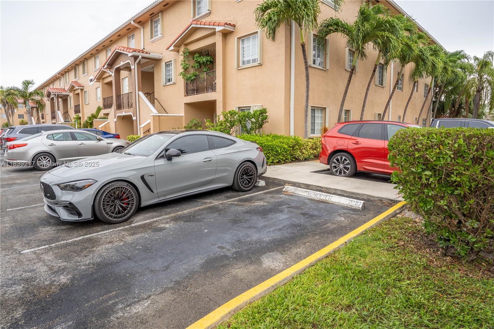 POINCIANA LAKES VILLAS CO - Residential