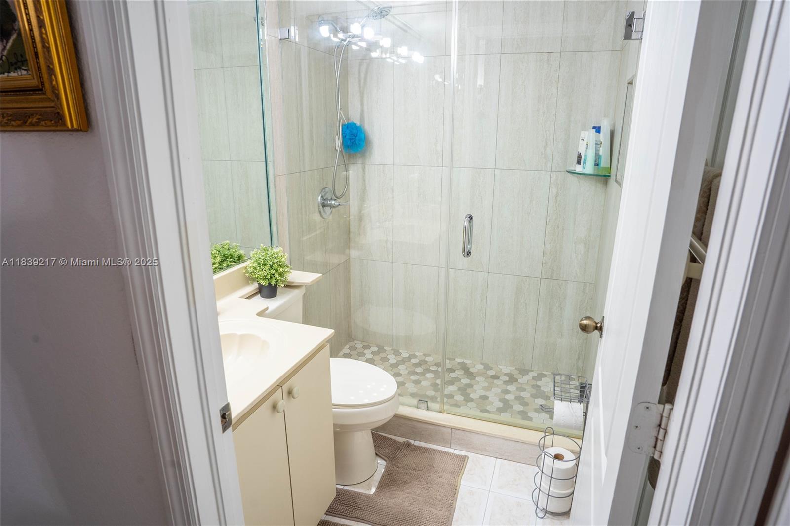 POINCIANA LAKES VILLAS CO - Residential