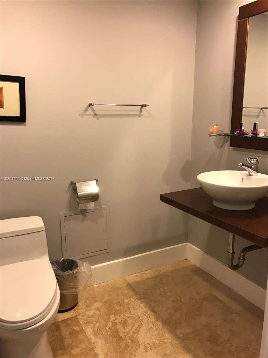 Roney Palace Condo - Residential Lease