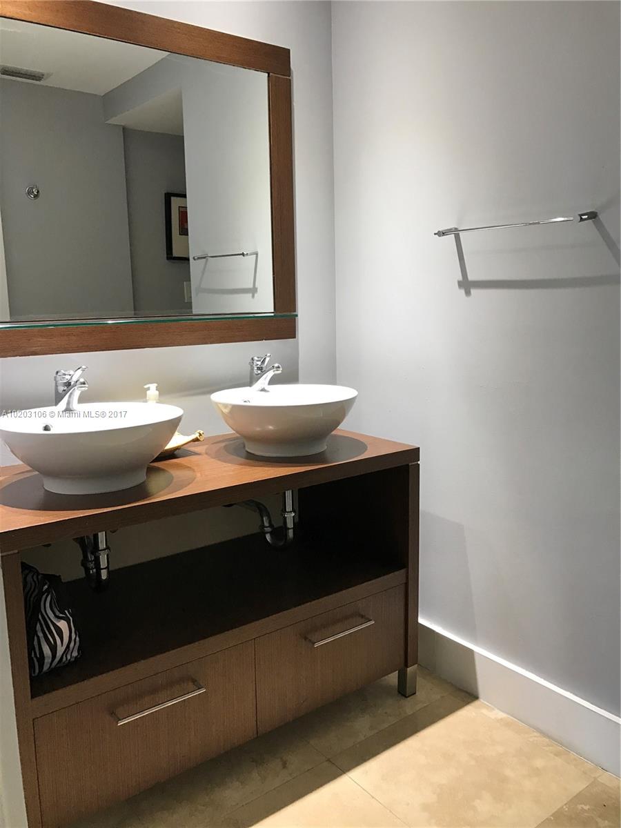 Roney Palace Condo - Residential Lease