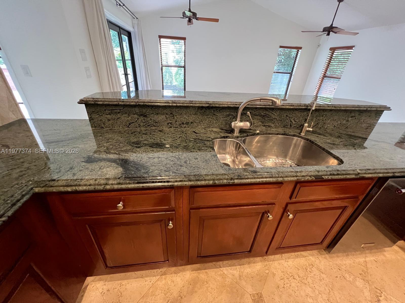 BUENAVISTA - Residential Lease