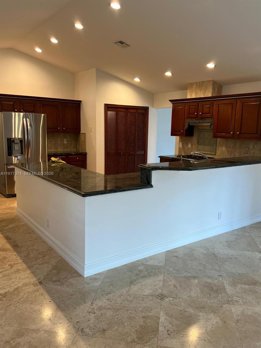 BUENAVISTA - Residential Lease