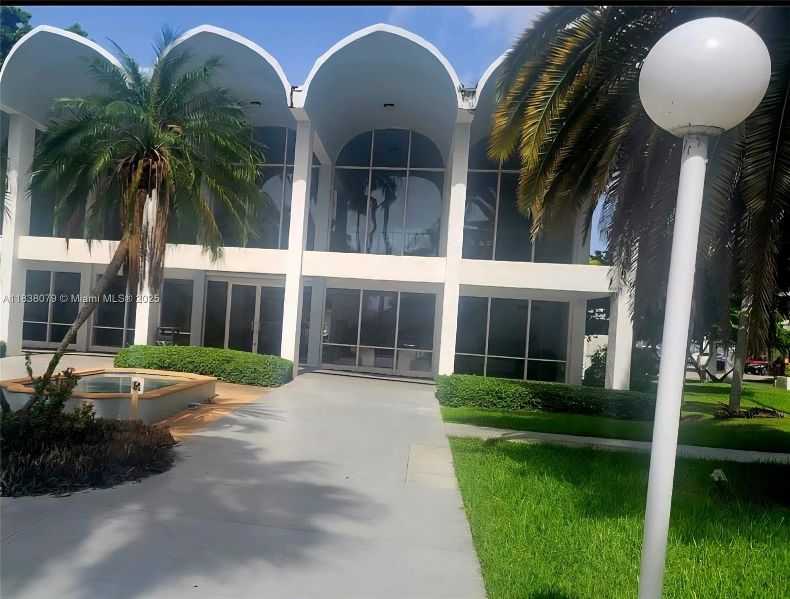 It is a diamond 2/2 unit, plenty natural light, gorgeous living area, gated and secured community, family oriented, pool, club house, close to expressway, I-95, church, banks, malls, stores and very important close to the beaches. Laundry room in every floor, tennis and basketball court , management on site.