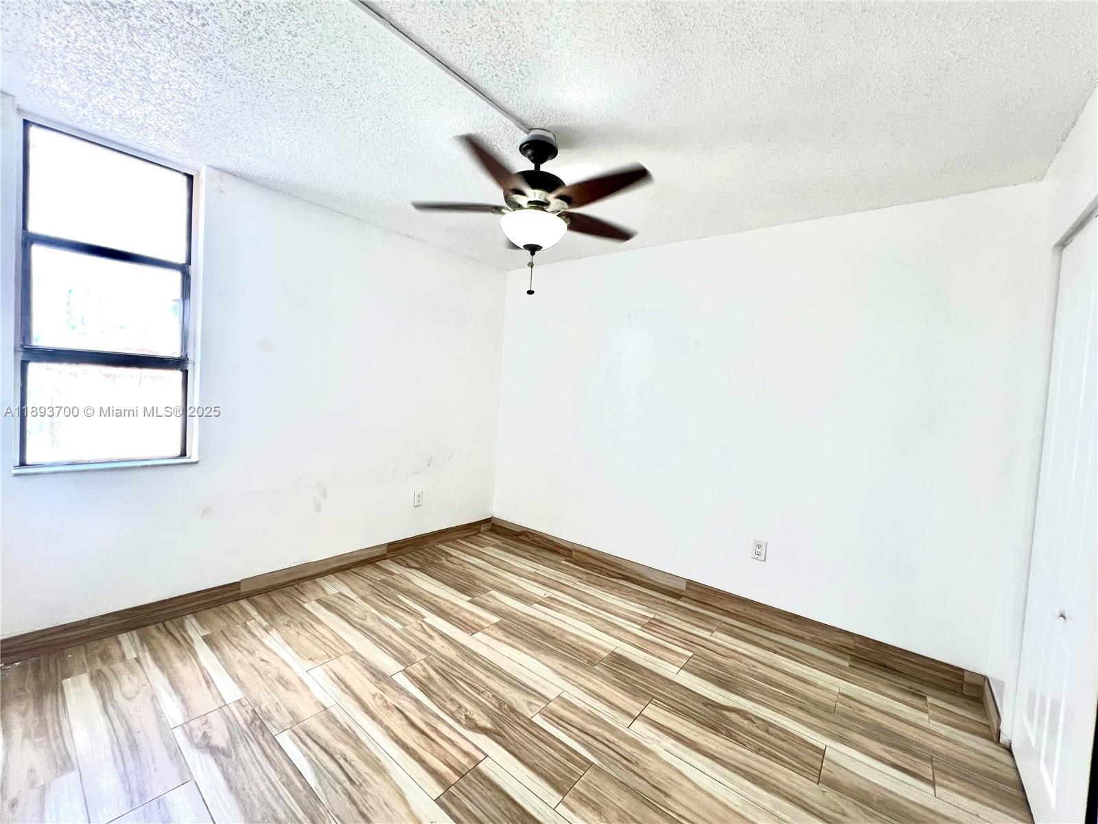 FONTAINEBLEAU GARDENS CON - Residential Lease
